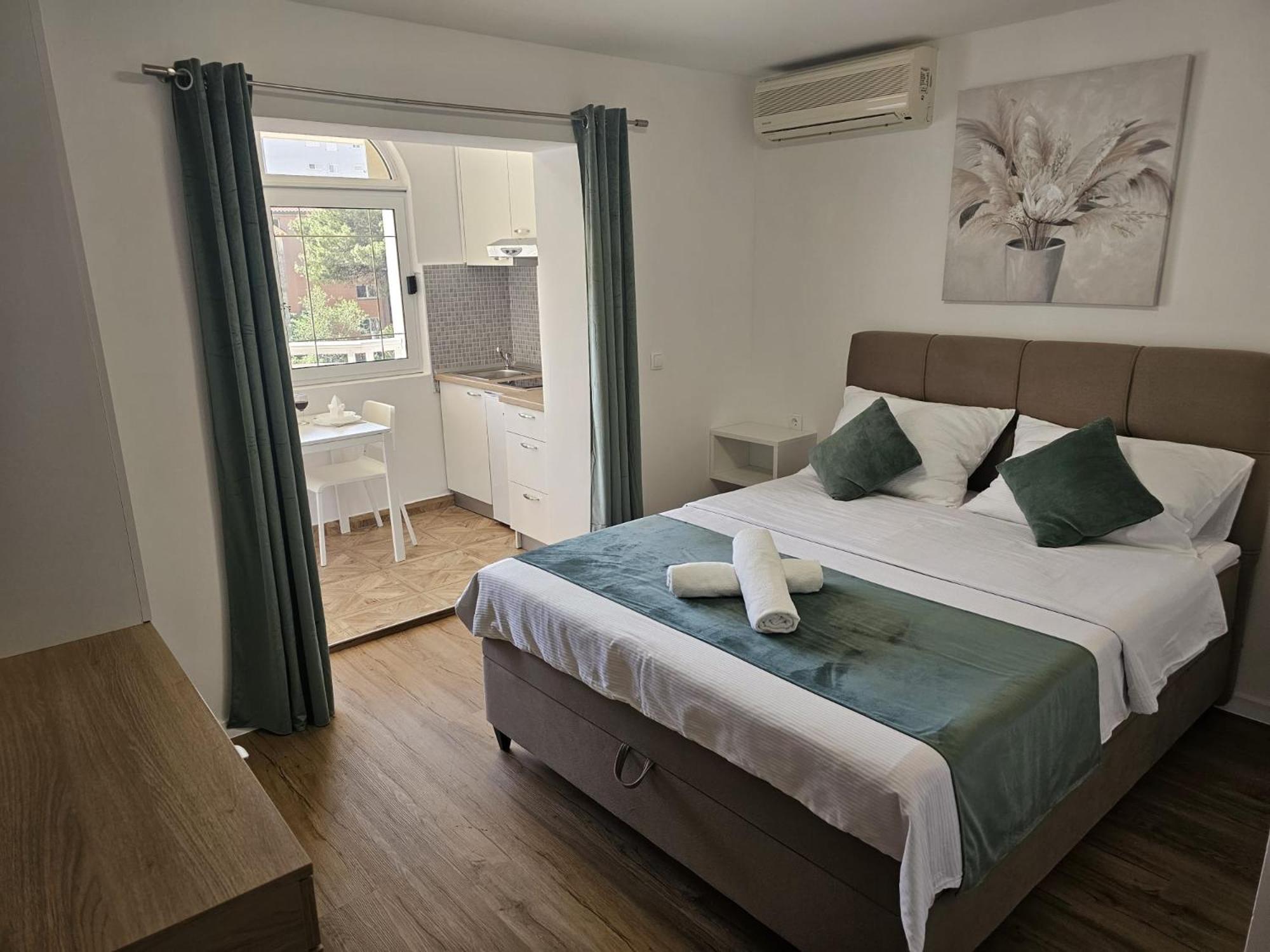Apartments Kovac 마카르스카 객실 사진